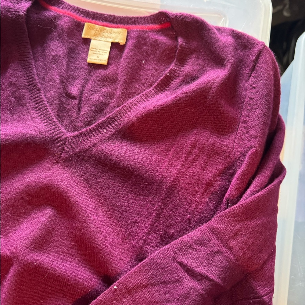 Ply Cashmere V-Neck Sweater in Rich Purple